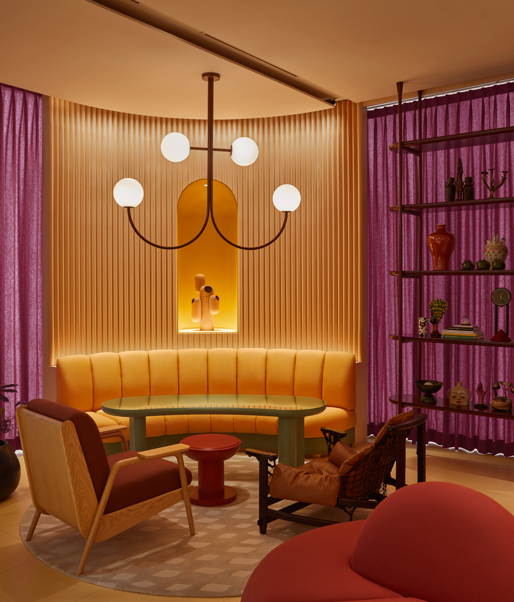 standard hotel lobby reception